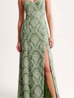 Abercrombie A&F Camille Tie-Back Maxi Dress - Green Floral size S